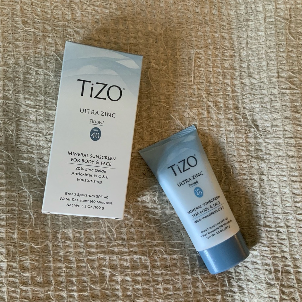 NWT TiZO Ultra Zinc Body & Face Sunscreen Tinted SPF 40 Mineral 3.5 oz
